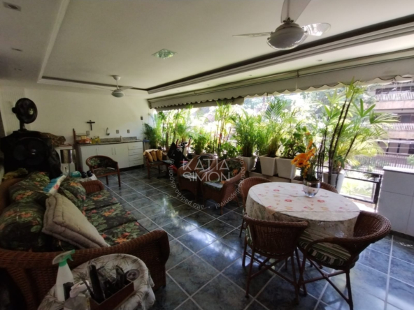Apartamento mobiliado de 120m² à venda na Barra da Tijuca, Rio de Janeiro - RJ