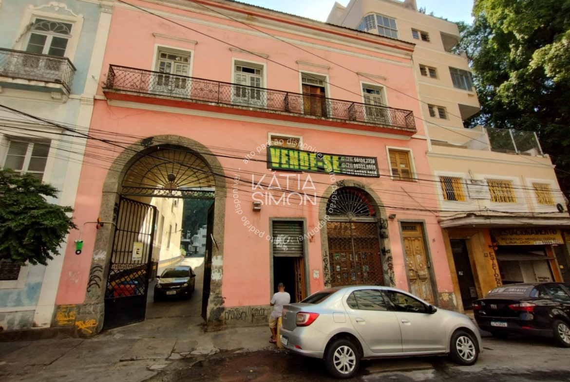 Sobrado Comercial de 1.100m² à Venda na Glória, RJ - Ideal para Investidores