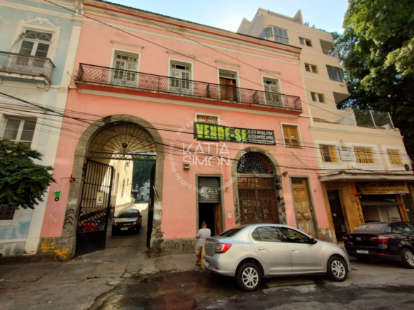 Sobrado Comercial de 1.100m² à Venda na Glória, RJ - Ideal para Investidores