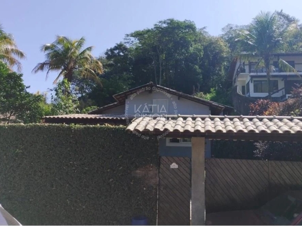 Casa à Venda em Itaipu – Em Meio à Natureza e Tranquilidade