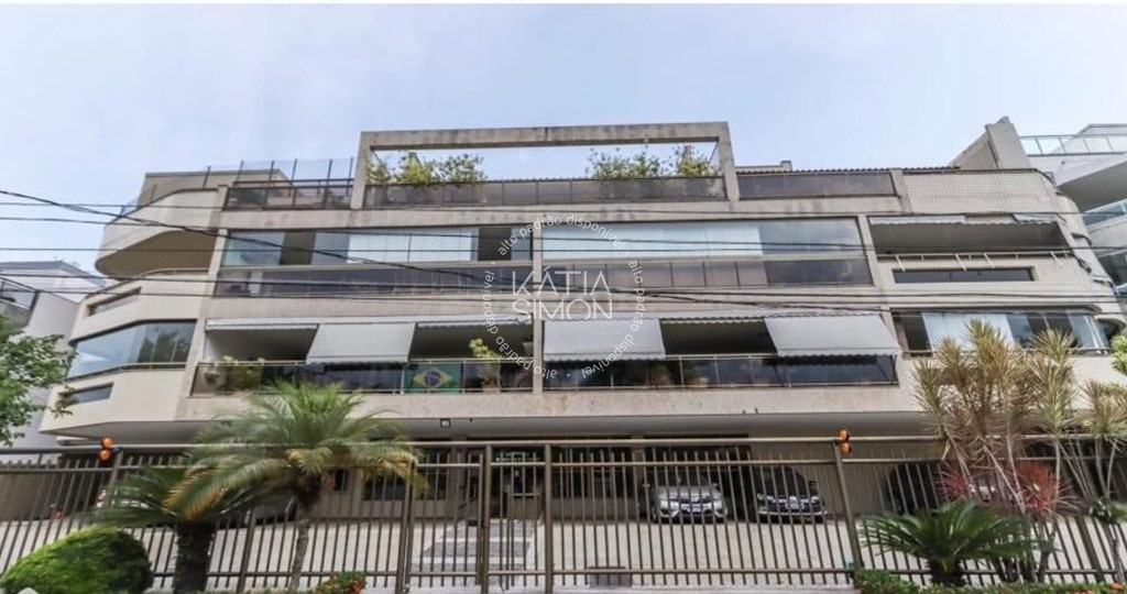 Cobertura Duplex de Luxo à Venda no Recreio dos Bandeirantes – Exclusividade e Conforto